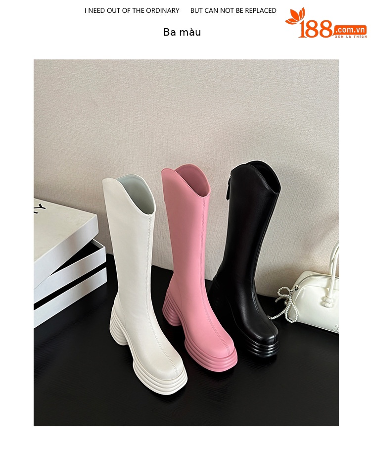 Boot nữ cổ cao đế dày da bò kiểu Chanel cổ chữ V, gót cao 12–15 cm — Lớp lót đơn màu trắng nhạt 12cm, Lớp lót nhung màu hồng 15cm, Lớp lót nhung màu trắng nhạt 12cm, Lớp lót đơn màu trắng nhạt 15cm chi tiết 10