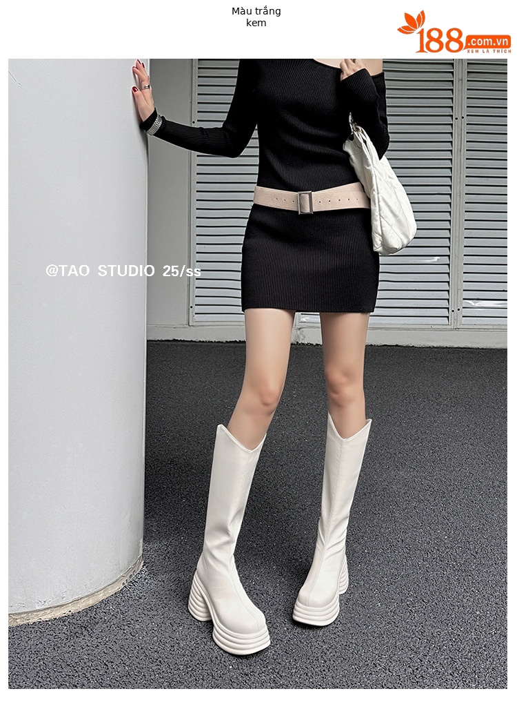 Boot nữ cổ cao đế dày da bò kiểu Chanel cổ chữ V, gót cao 12–15 cm — Lớp lót đơn màu trắng nhạt 12cm, Lớp lót nhung màu hồng 15cm, Lớp lót nhung màu trắng nhạt 12cm, Lớp lót đơn màu trắng nhạt 15cm chi tiết 11