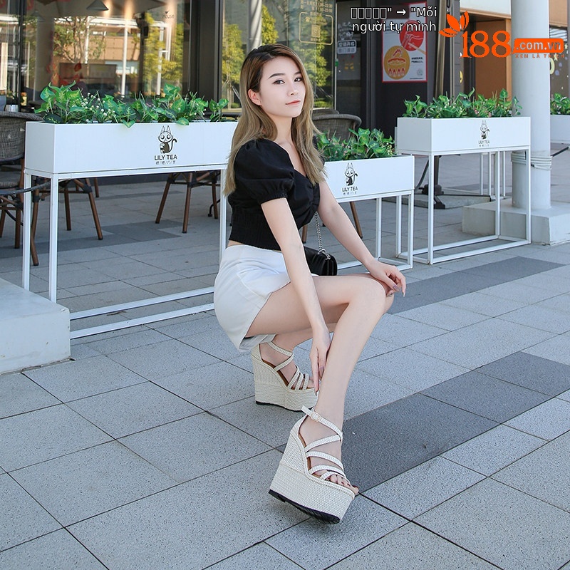 Sandal nữ đế xuồng cao gót 16 cm quai chéo hở mũi platform — Màu trắng nhạt 12cm, Màu trắng nhạt 14cm, Trắng nhạt 16cm chi tiết 37