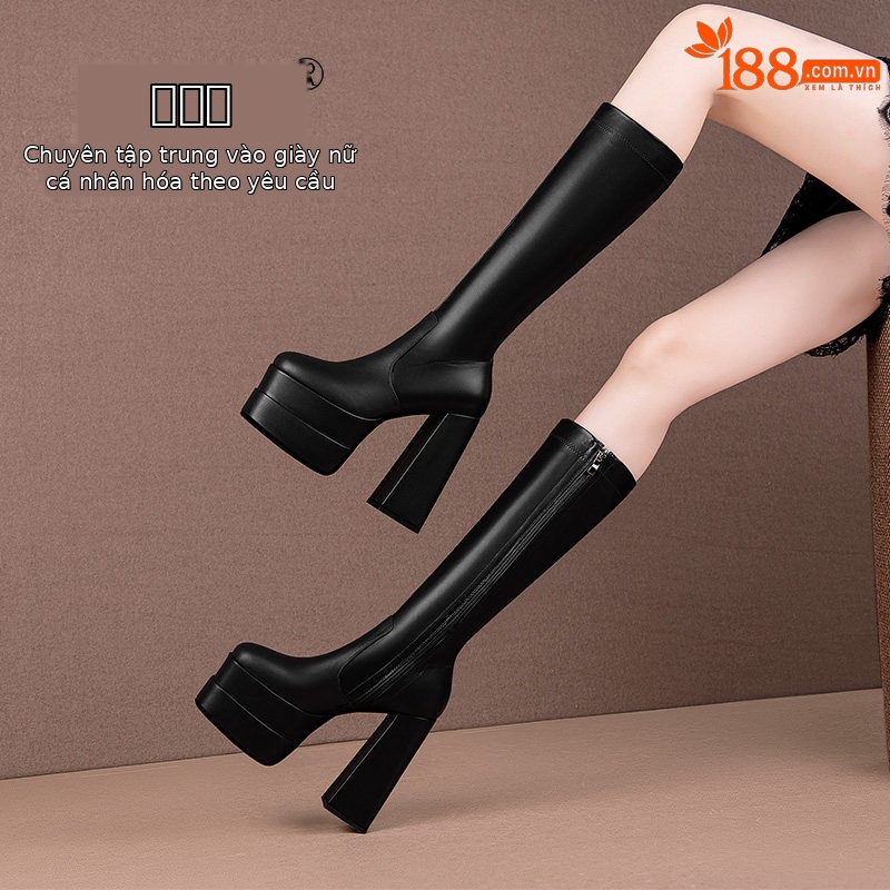 Boot nữ cổ cao gót siêu cao đế dày chunky, dây xích trang trí, phong cách châu Âu — Đen, Trắng
