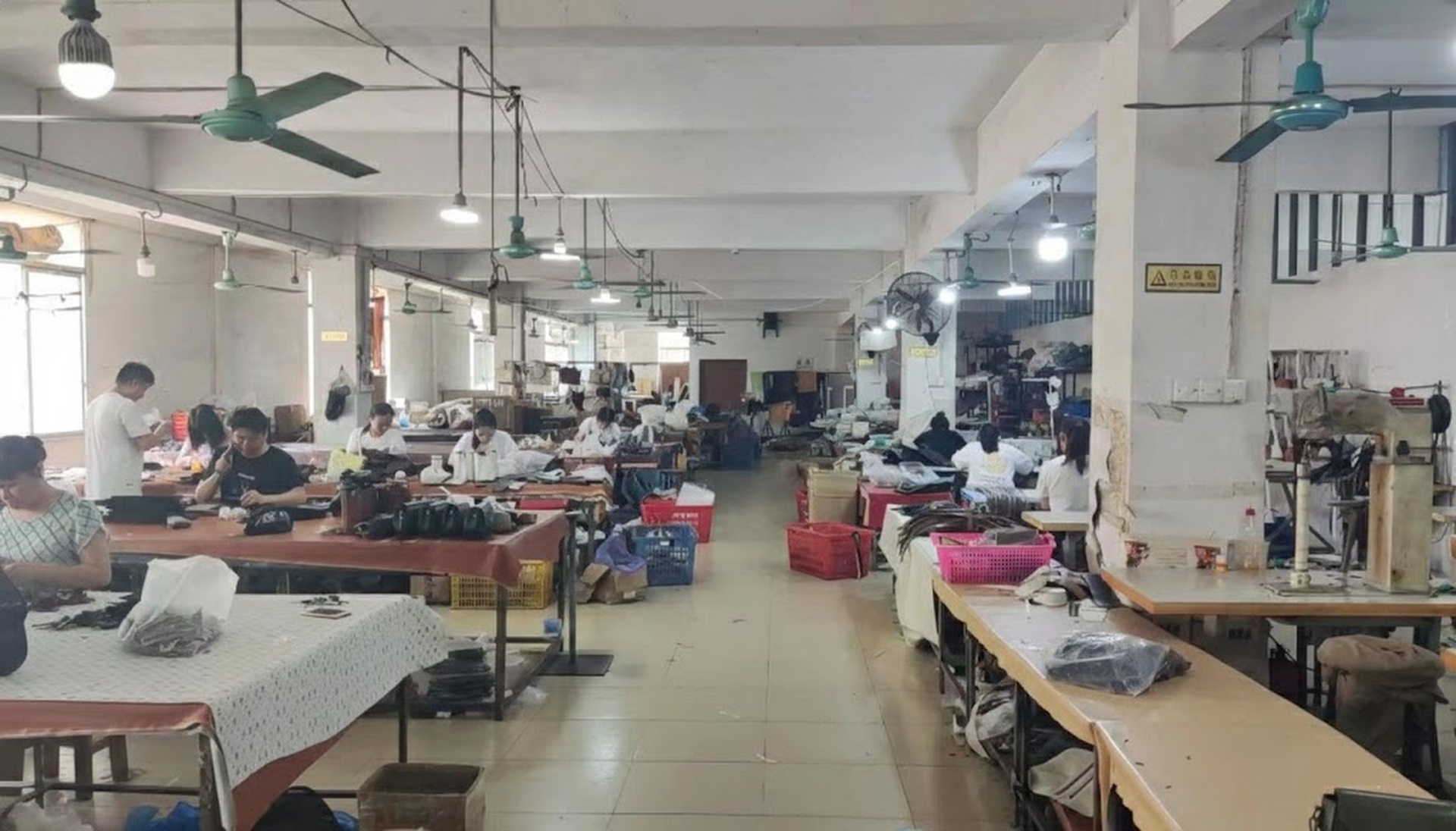 Túi Đeo Chéo Nam Da Bò Công Sở, Túi Đựng Tài Liệu Màu Đen, Xanh Rêu chi tiết 2