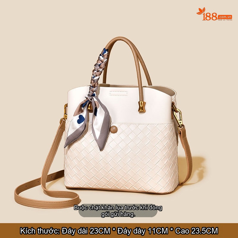 Mika [buộc khăn lụa và vận chuyển]
