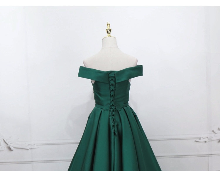 Váy Dạ Hội Hở Vai Dáng Dài Lụa Satin Xanh Lá Sang Trọng chi tiết 13