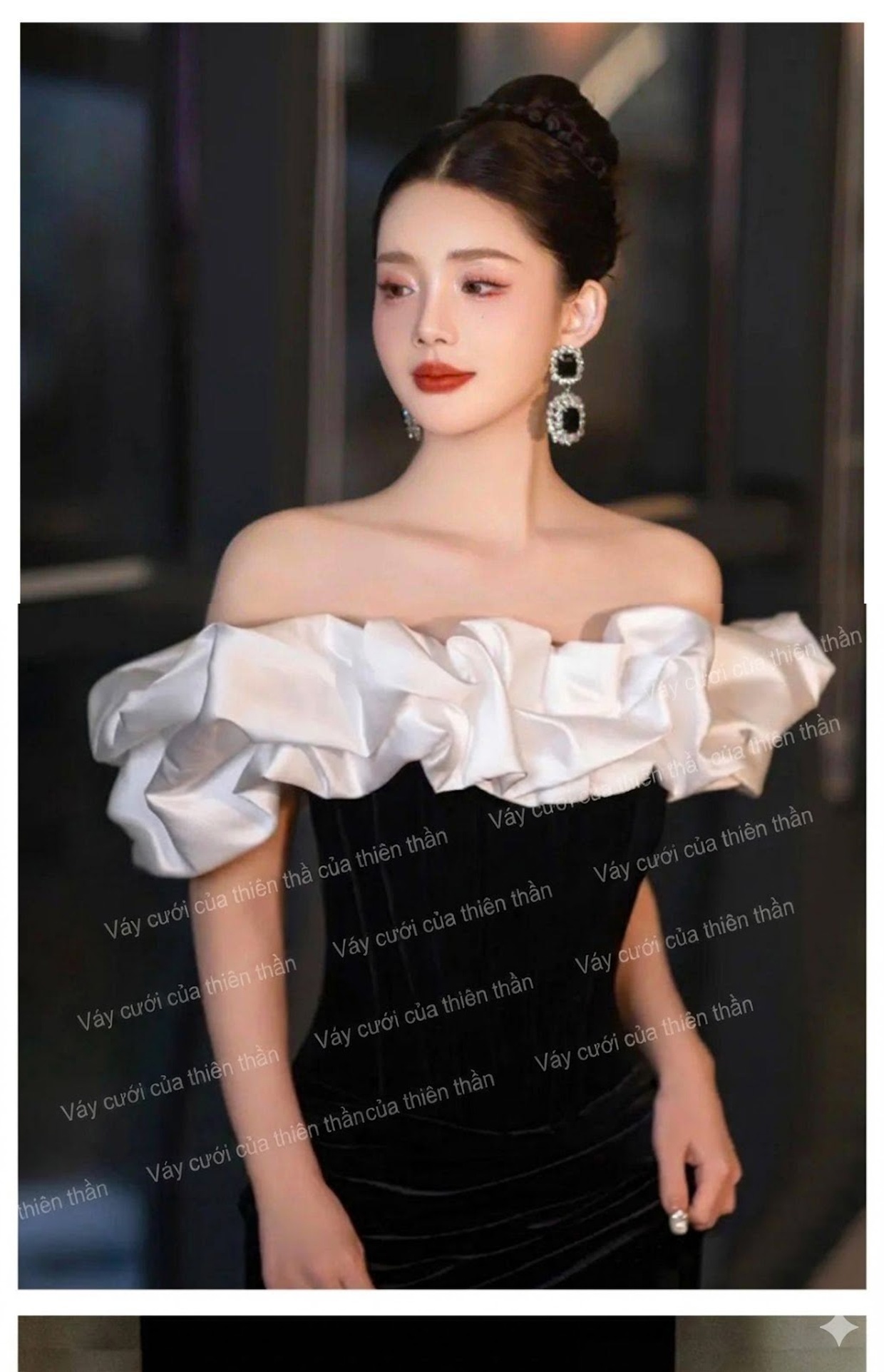 Váy Dạ Hội Nữ Hở Vai Ôm Dáng Màu Đen Trắng chi tiết 6