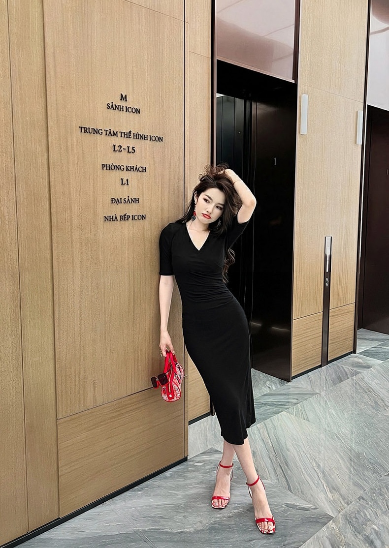 Váy Dáng Dài Nữ Cổ Chữ V Ôm Dáng Phong Cách Thanh Lịch Màu Đen, Nude chi tiết 18