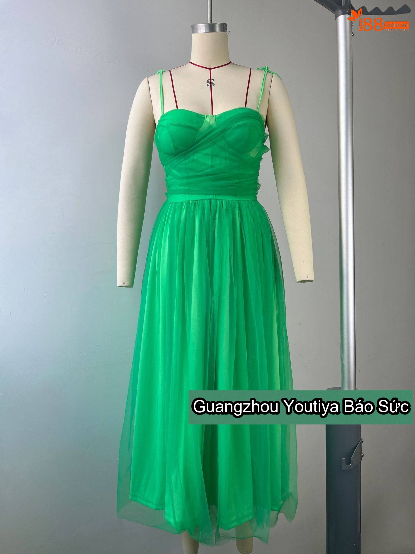 Váy Dự Tiệc Dáng Dài Hai Dây Vải Lưới Màu Hồng, Xanh Lá