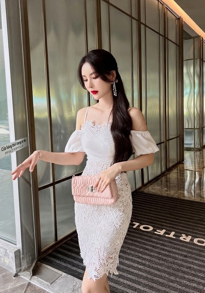 Váy liền thân Nữ Tay Lỡ Hở Vai Ren Hoa Nổi Phong Cách Tiểu Thư Màu Trắng chi tiết 16