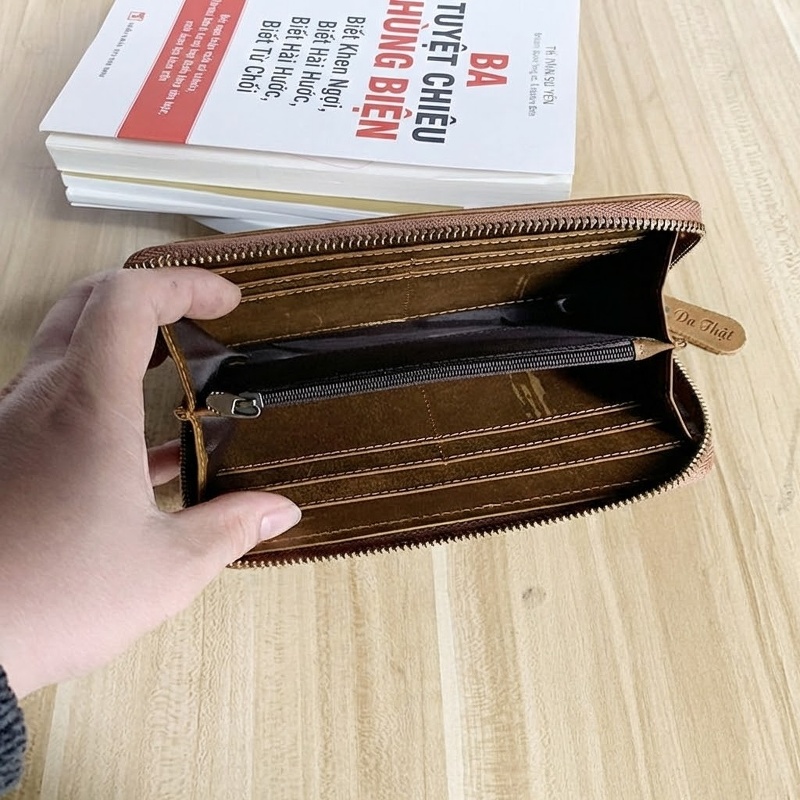 Ví Cầm Tay Dài Nam/Nữ Da Bò Mad Dog Khóa Kéo Phong Cách Business Màu Nâu, Nâu Đậm chi tiết 12