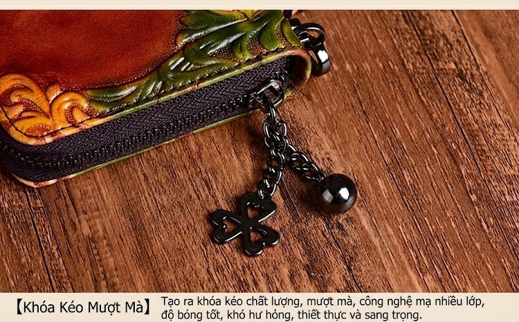 Ví Nữ Da Bò Dáng Dài Cầm Tay Khắc Hoa Văn Thủ Công Màu Đỏ, Nâu, Xanh chi tiết 10